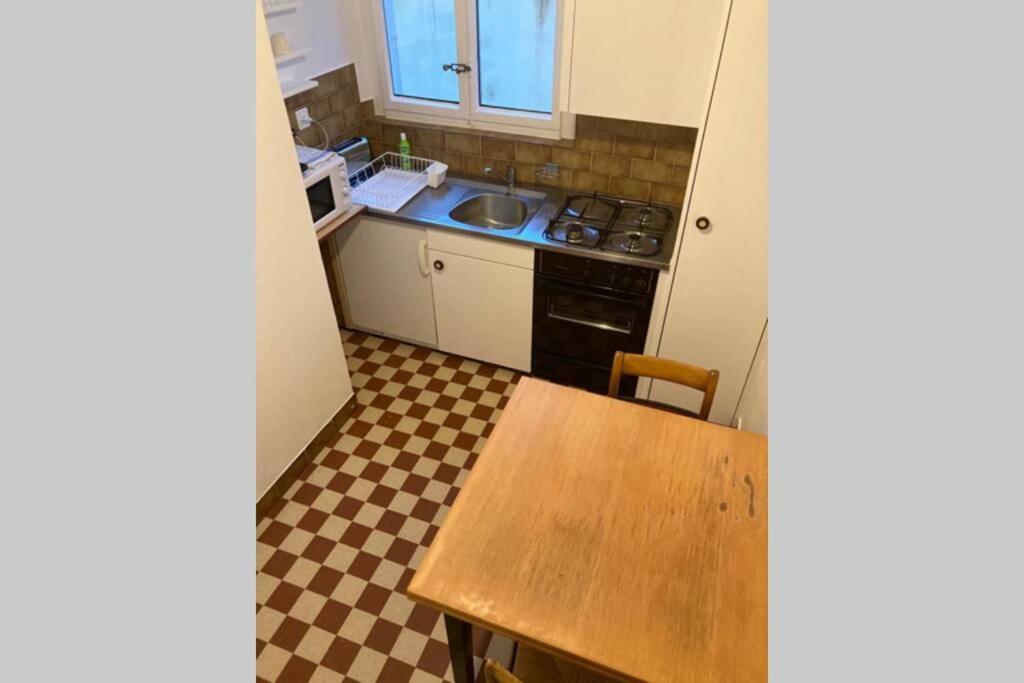 Joli 2 Pieces Dernier Etage, Lausanne Centre Bagian luar foto